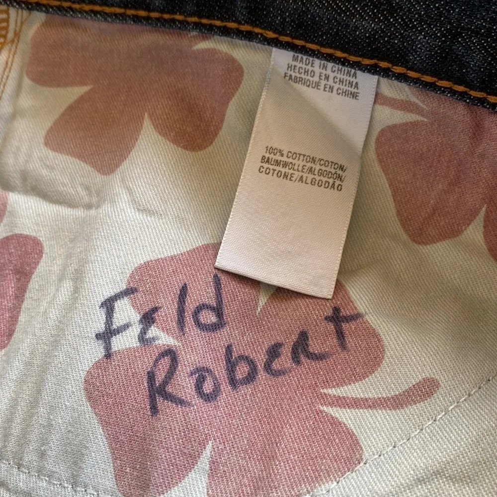 Lucky Brand Relaxed Fit Jeans Size 40